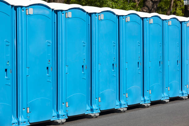 Best Standard Portable Toilet Rental in Aurora, IL